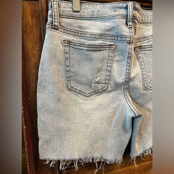 Joe’s Jeans Bermuda shorts 7” inseam light wash distressed raw hem Size 29 - Picture 7 of 8